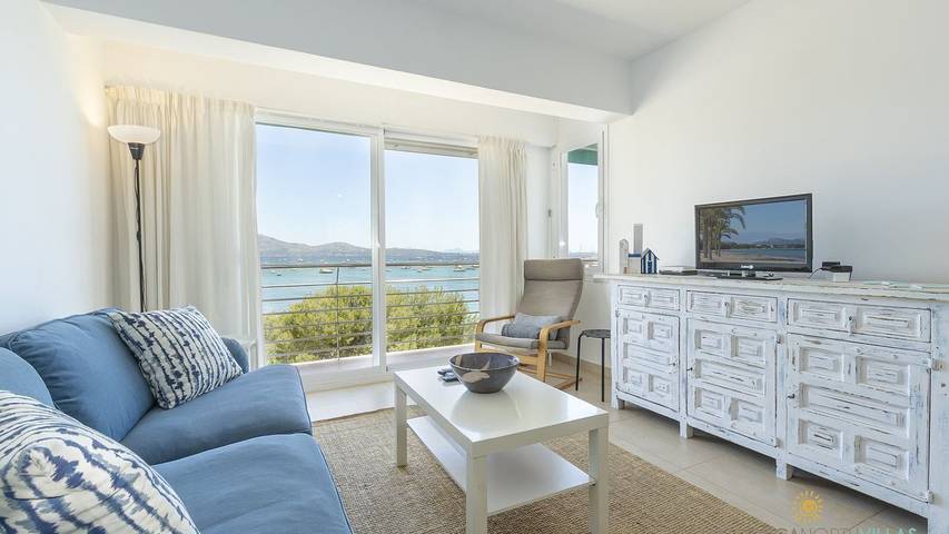 Holiday apartment for 4 people, with balcony in Pine Walk