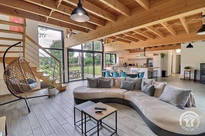 Gîte pour 8 personnes, avec terrasse et jardin, animaux acceptés en Ille-et-Vilaine - 4