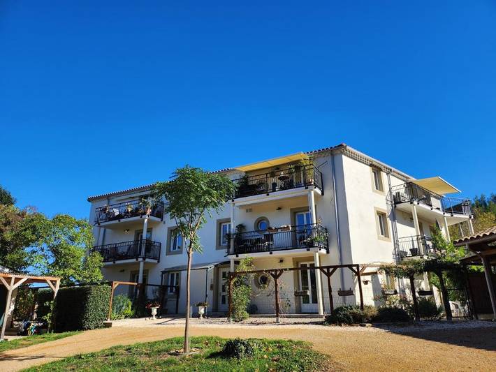 Gîte pour 4 personnes, avec piscine ainsi que jardin et vue à Espéraza - 2