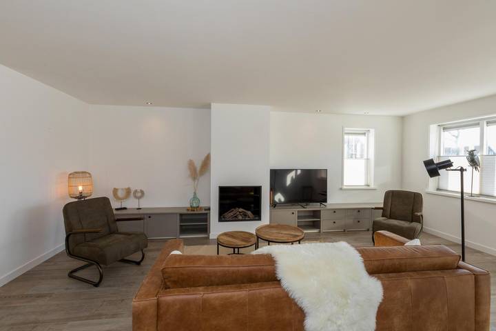 Ferienhaus für 8 Personen, mit Terrasse und Garten in Serooskerke - 3