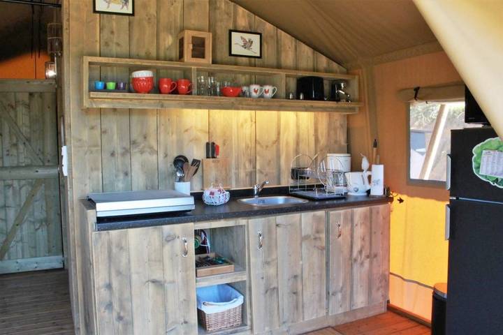 Gîte pour 5 personnes, avec vue et piscine ainsi que jardin et vue sur le lac, animaux acceptés à Monprimblanc - 4