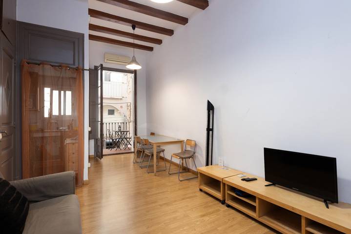 Apartamento para 3 personas, con balcón en Gracia