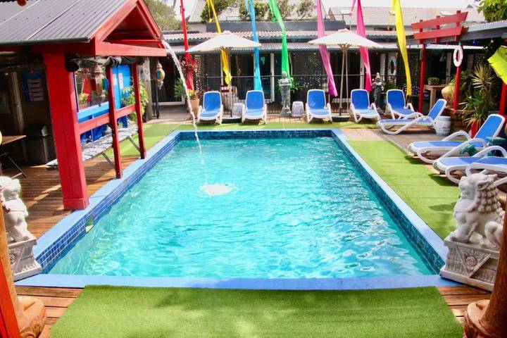 Resort für 20 Personen, mit Whirlpool und Garten sowie Pool - 1