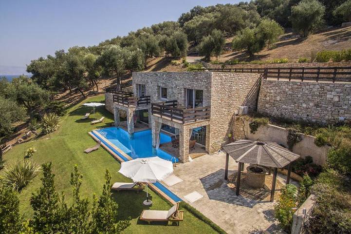 Villa für 4 Personen, mit Whirlpool und Garten - 1