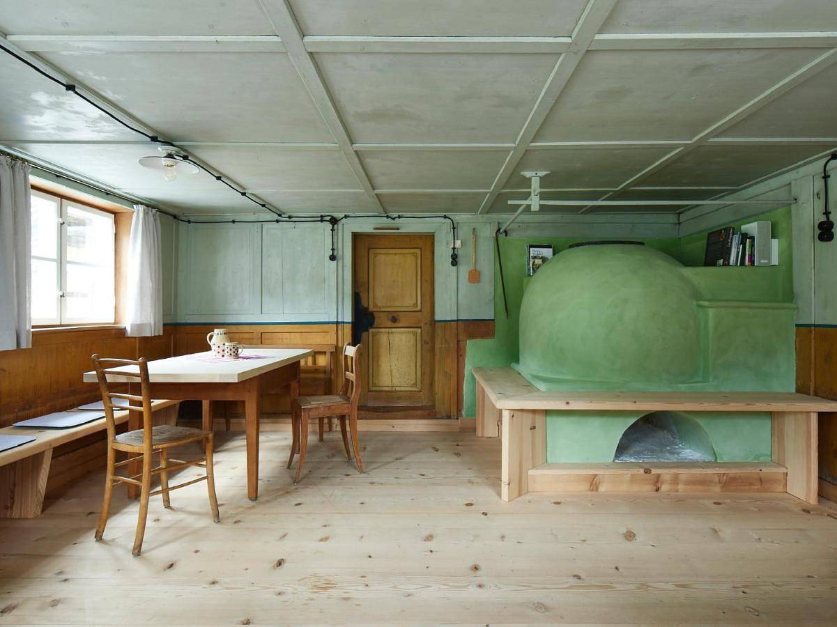 Ganze Ferienwohnung, Floras Haus Hostel in Schattwald, Allgäuer Alpen (Österreich)