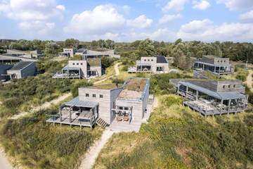 Villa for 4 Guests in Goeree-Overflakkee, North Sea Netherlands, Picture 2