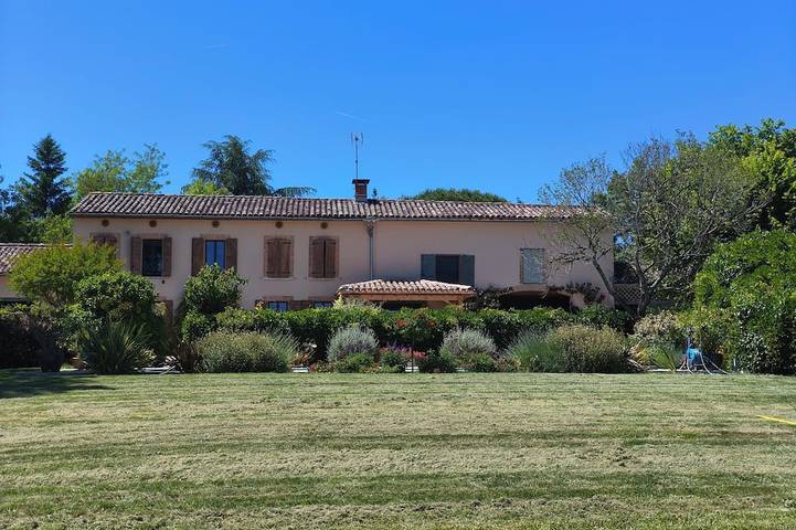 Ferienhaus für 8 Personen, mit Terrasse und Garten - 1