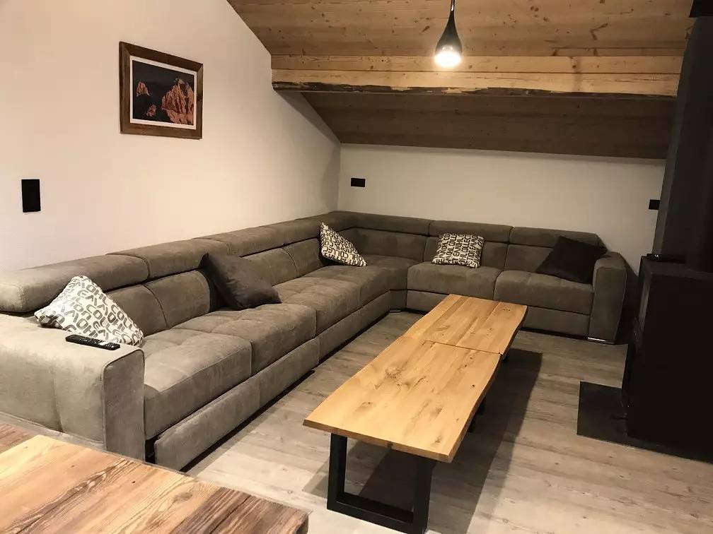 Entire apartment, 8 Rooms for 15 Persons in Châtel, Les Portes du Soleil