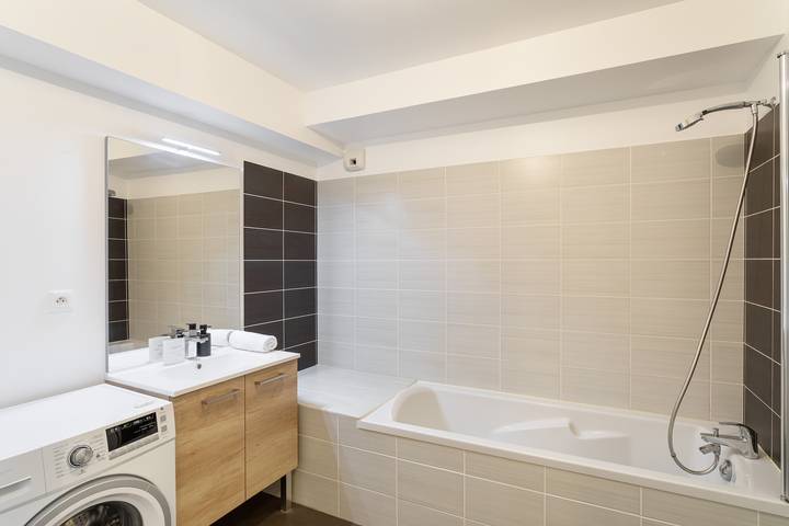 Apartamento entero, Apartamento de vacaciones para 4 personas con balcón in Rennes, Región de Rennes
