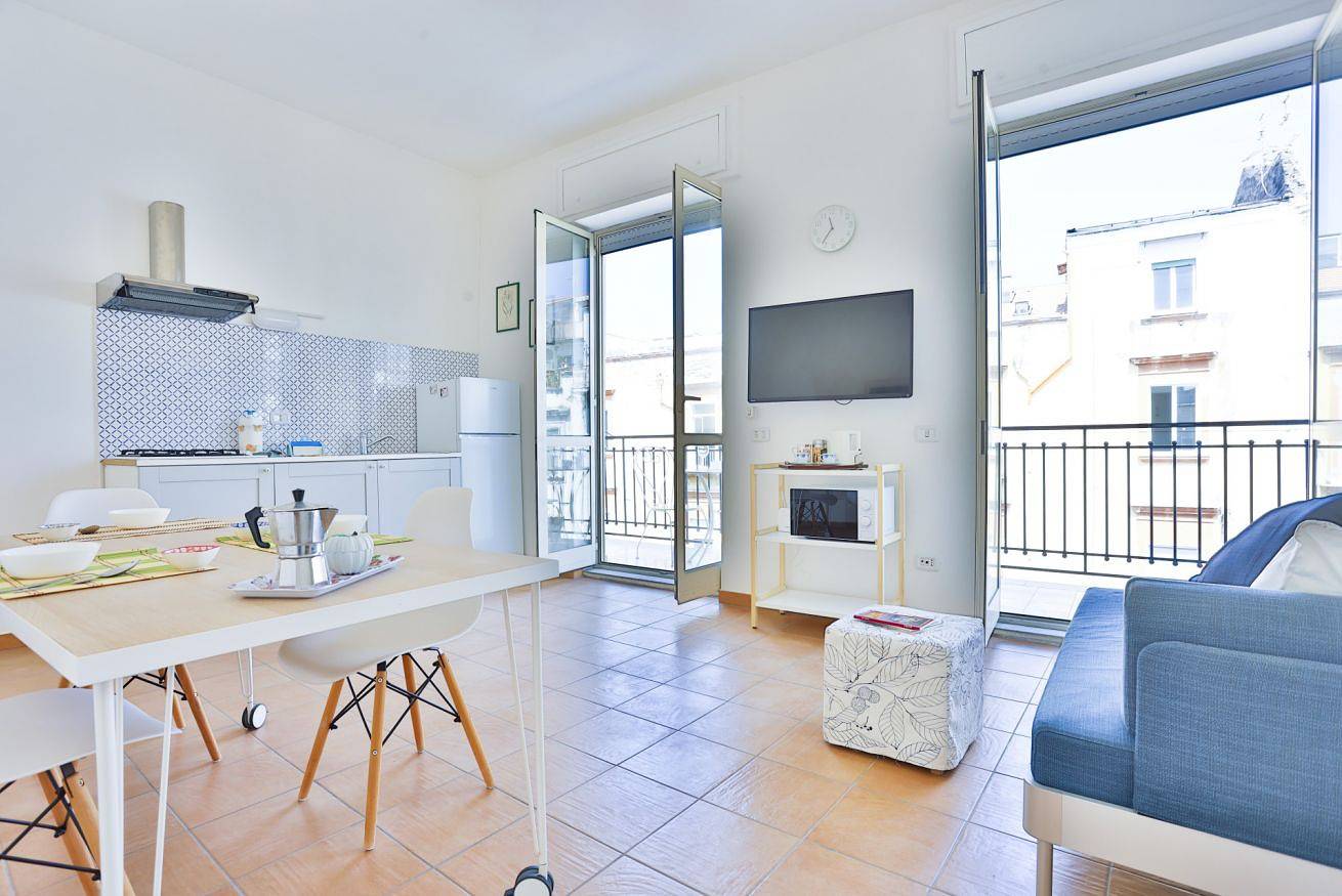 Entire apartment, Solaria House Foria in Naples, Naples Province