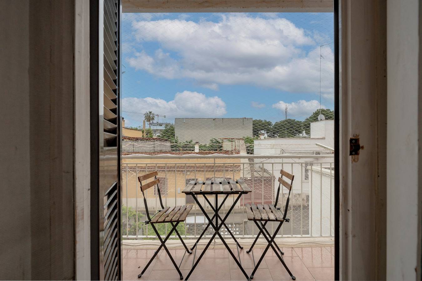 Apartamento entero, Apartamento 'Garibaldi54 - Habitación de los Olivos' con balcón, Wi-Fi y aire acondicionado in Santo Spirito, Bari