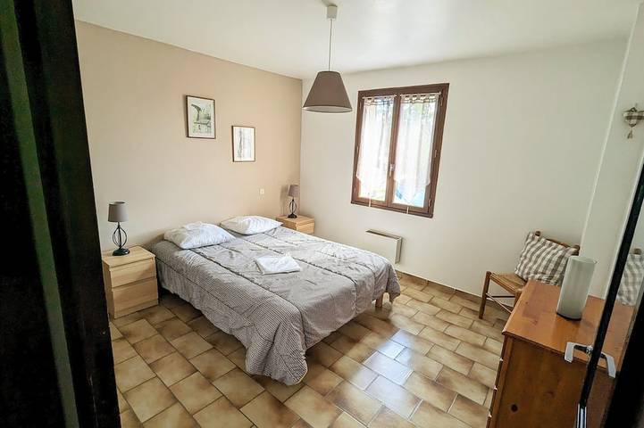 Location de vacances pour 4 personnes, avec jardin ainsi que terrasse et piscine à Balazuc - 2