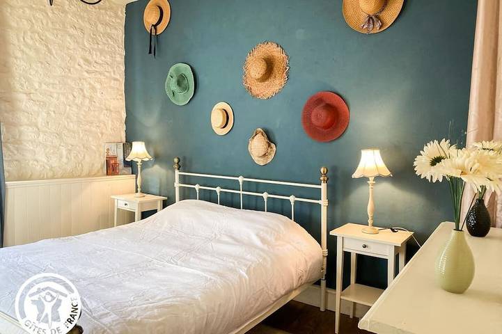 Location de vacances pour 6 personnes, avec jardin, animaux acceptés dans Les Pechs-du-Vers - 2