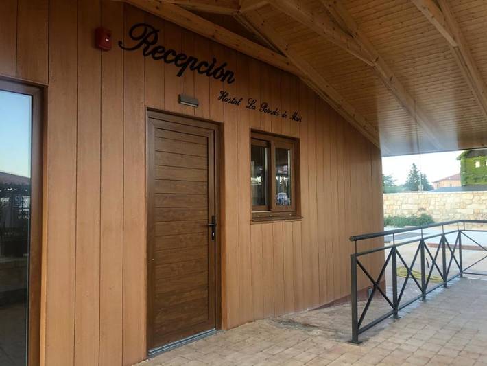 Apartamento, con Terraza además de Jardín y Vistas en Sierra Norte