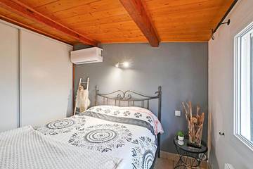 Location De Vacances pour 2 Personnes dans Arles, Parc naturel régional de Camargue, Photo 3