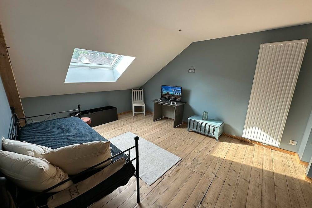 Appartement entier, Gite Les Monts, T7 duplex - 4 étoiles Clé Vacances, au centre ville de La Bresse in La Bresse, Parc naturel régional des Ballons des Vosges