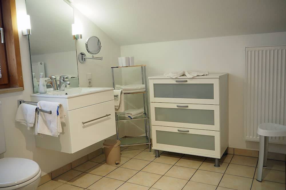 Komfortable, komplett eingerichtete Fewo mit Bergblick für 4 Personen in Schliersee, Alpenland Tegernsee Schliersee