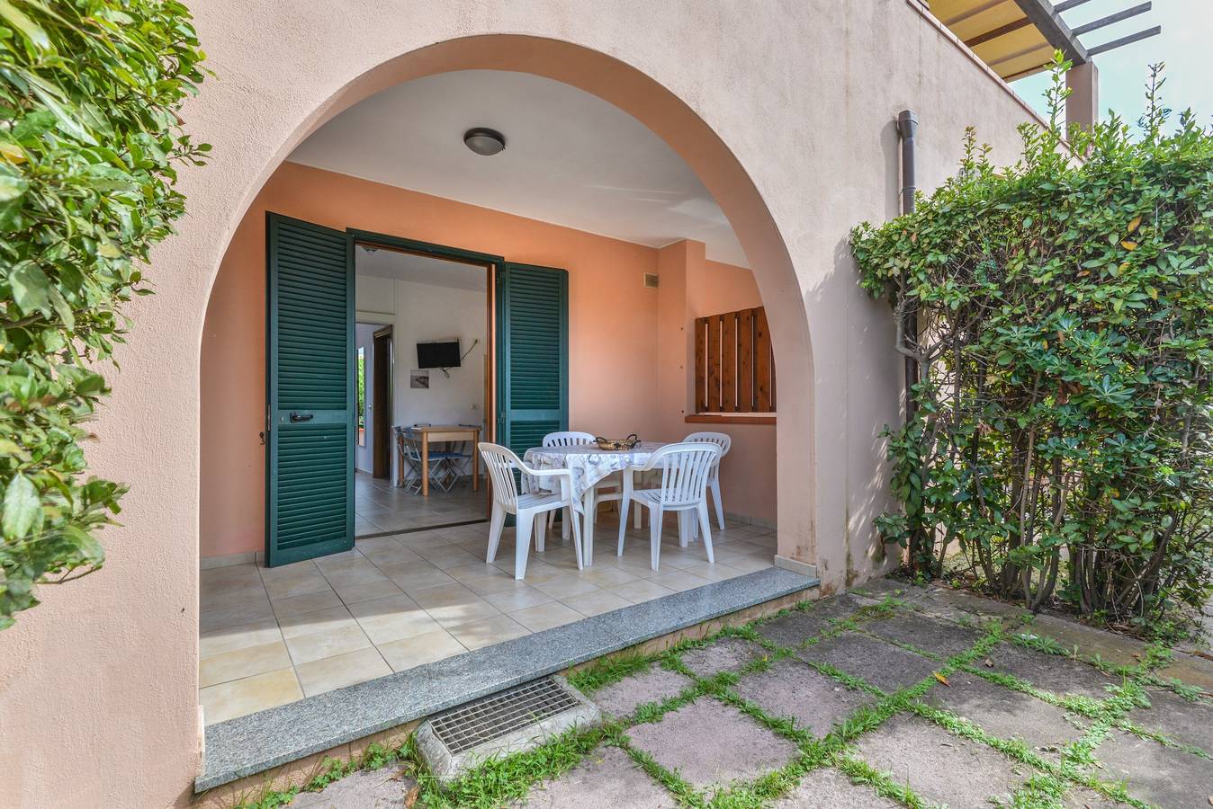 Entire apartment, Apartment '3B' with Private Terrace and Air Conditioning in Marina di Campo, Elba