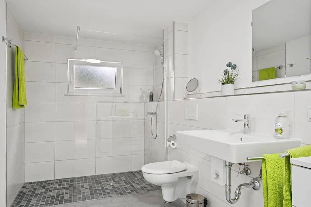 Ruhepol für Mensch & Hund mit Terrasse in Andernach, Osteifel