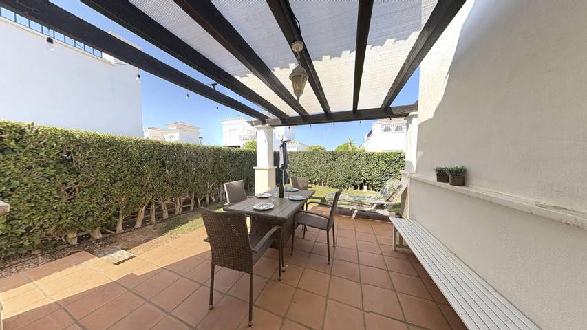 Casa rural para 4 personas, con jardín además de piscina y terraza en Torre-Pacheco