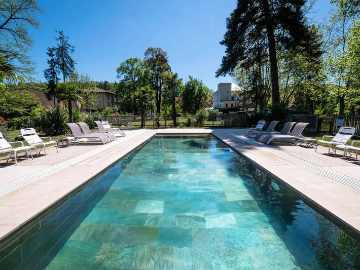 Gîte pour 3 personnes, avec piscine et jardin à Saint-Affrique