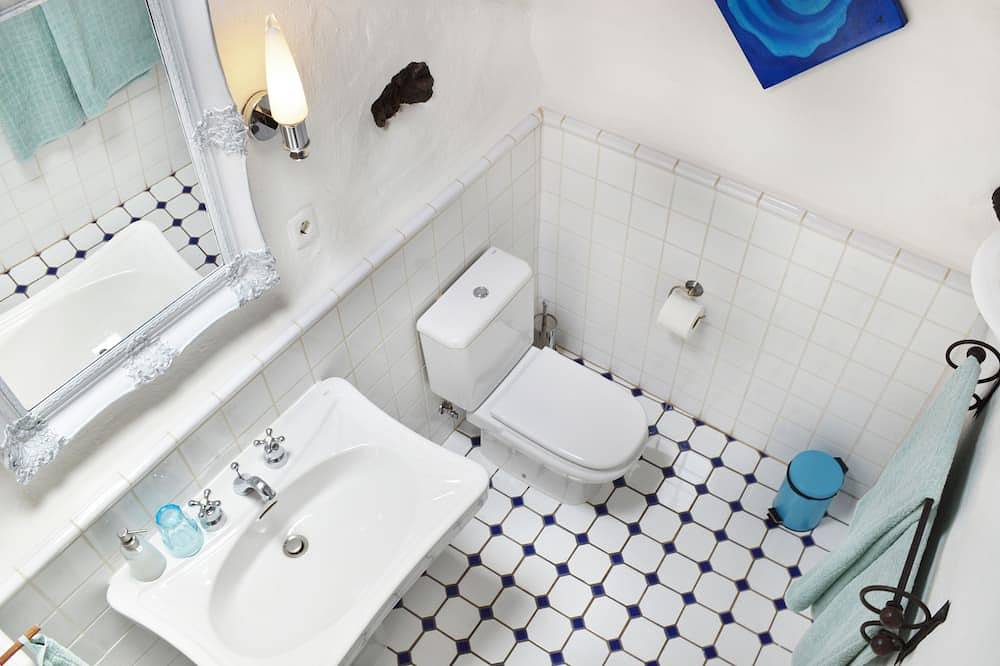 Apartamento entero, \"La Finca creativa\" vacaciones finca única con \"sentirse bien\" atmósfera. in Uga, Yaiza