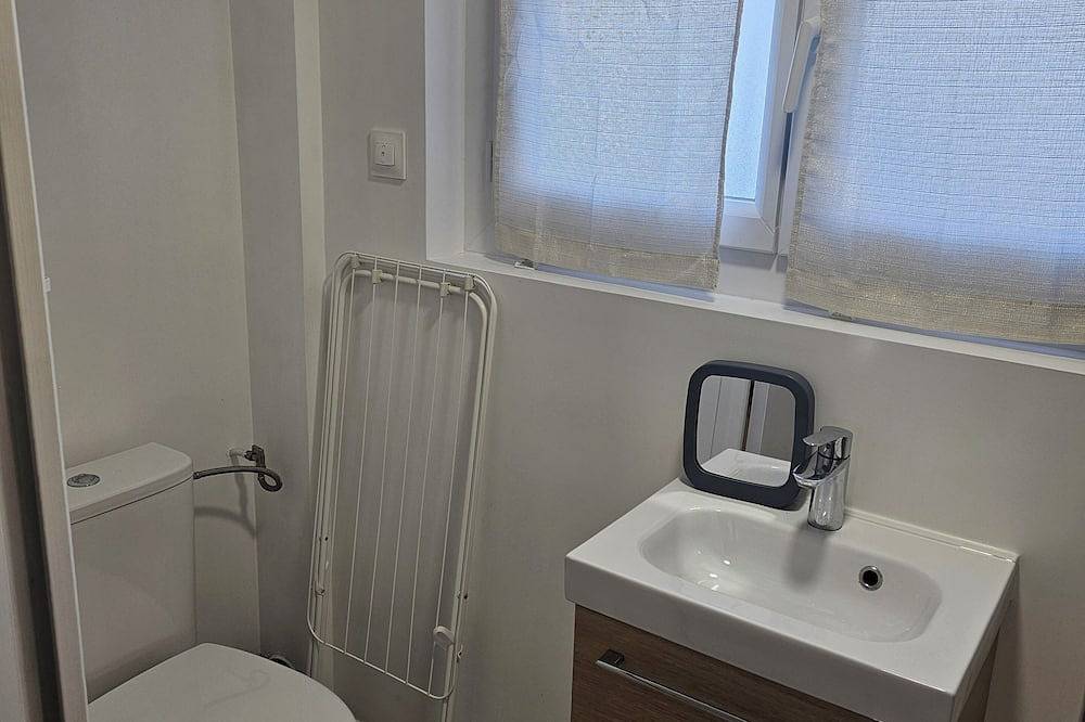Appartement entier, Appartement cosy avec jardin près de Paris en Aout seulement in Palaiseau, Essonne
