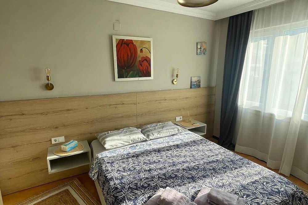 Ganze Wohnung, Cozy 1-bedroom flat in near Old Town with Ac and balcony in Antalya, Provinz Antalya