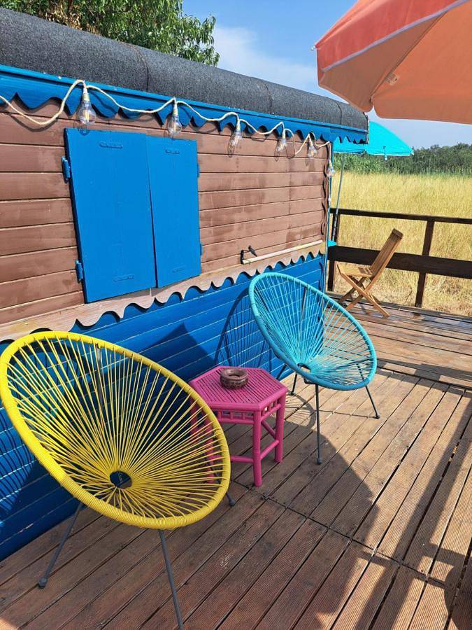 Camping pour 2 personnes, avec Terrasse ainsi que Jardin et Vue