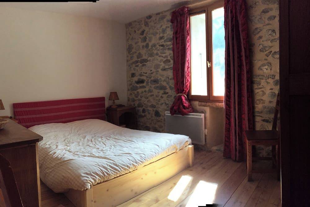Les Marie d'Antonin, Warm and comfortable Triplex : La Chalp de Saint-Véran in Saint-Véran, Queyras