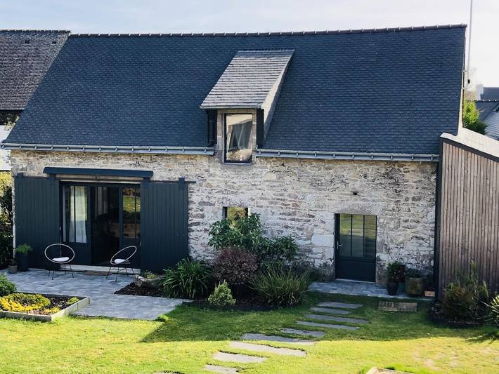 Gîte pour 4 personnes, avec jardin à Ploemeur