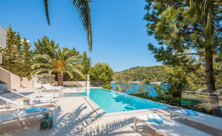 Villa für 12 Personen, mit Sauna und Terrasse sowie Garten in Split-Dalmatien - 2