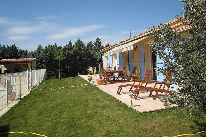 Gîte pour 5 personnes, avec jardin à Bédarrides - 4