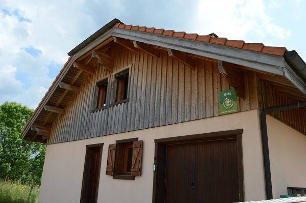 Chalet pour 6 personnes, avec balcon et jardin dans le Doubs - 4
