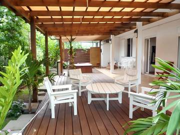 Gîte pour 4 personnes, avec terrasse dans Bois de Nèfles