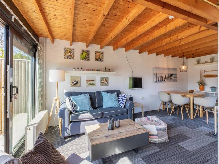Ferienhaus für 4 Personen, mit Pool in Burgh-Haamstede - 2