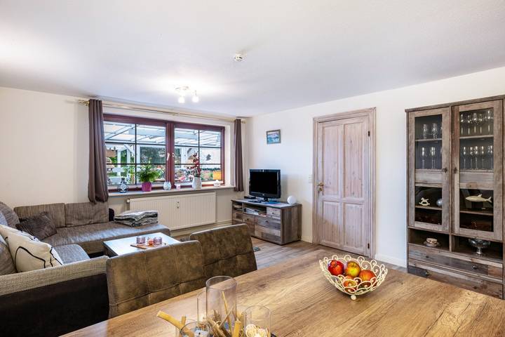 Appartement entier, Appartement 'Ferienwohnung Schwalbennest' avec terrasse partagée, jardin partagé et Wi-Fi in Immenstedt, Grünes Binnenland