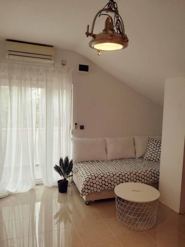 Ferienhaus für 8 Personen, mit Garten und Ausblick sowie Pool, mit Haustier in Razanac - 2