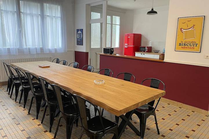Gîte pour 15 personnes, avec Jardin