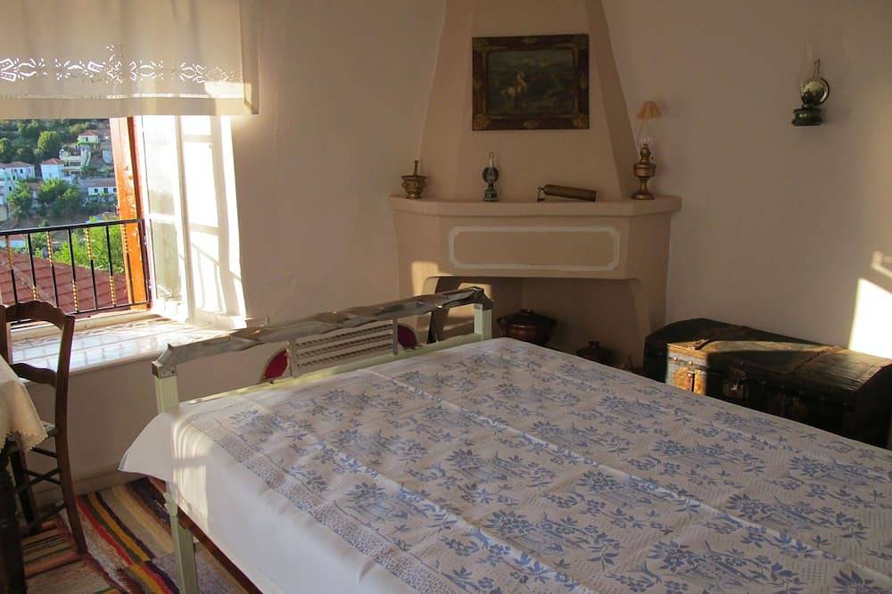 Traditional old mansion in Trikeri in Trikeri, Pilion