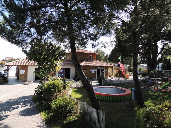 Mobil home pour 4 personnes, avec terrasse à Les Moutiers-en-Retz - 3