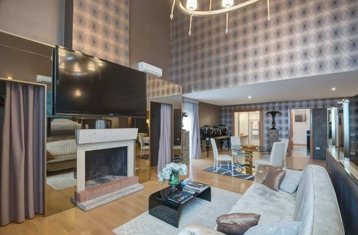 Maison d’hôte pour 12 personnes, avec balcon et vue dans Fontaine de Trevi - 2