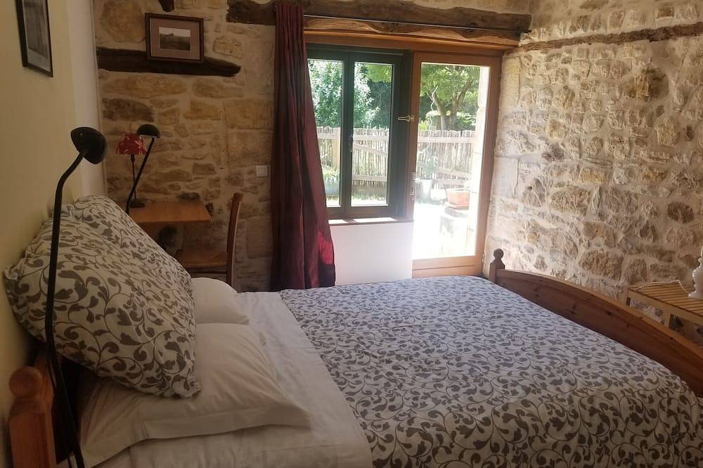 Appartement entier, Green break in Périgord Noir 4* in Saint-Julien-de-Lampon, Quercy