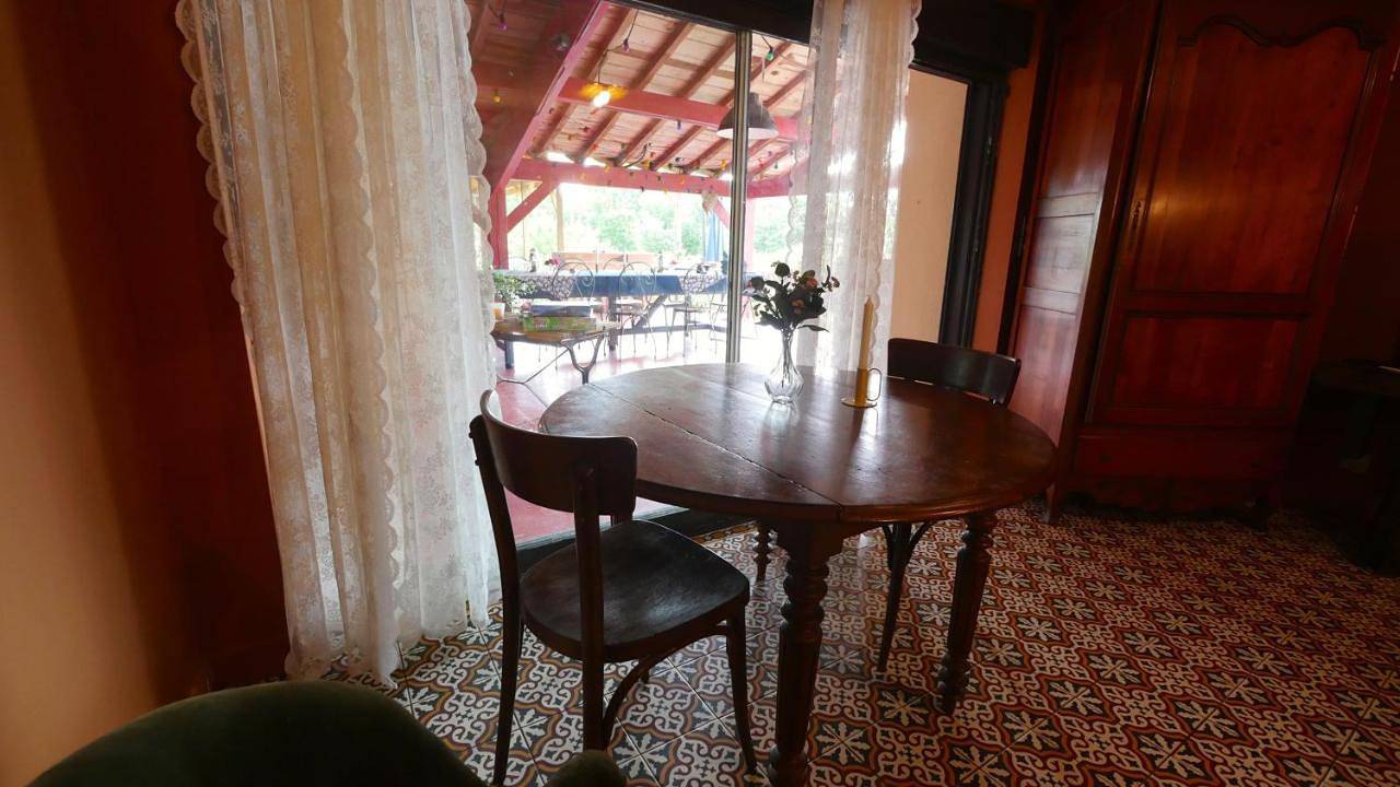 Appartement entier, Le Gîte des Jardins d'Ispahan in Prignac-et-Marcamps, Région de Blaye