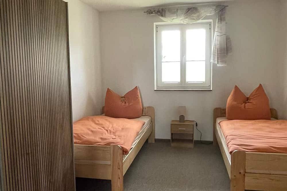 Ganze Wohnung, Großzügige Ferienwohnung am Rande der sächsischen Schweiz in Stolpen, Elbsandsteingebirge