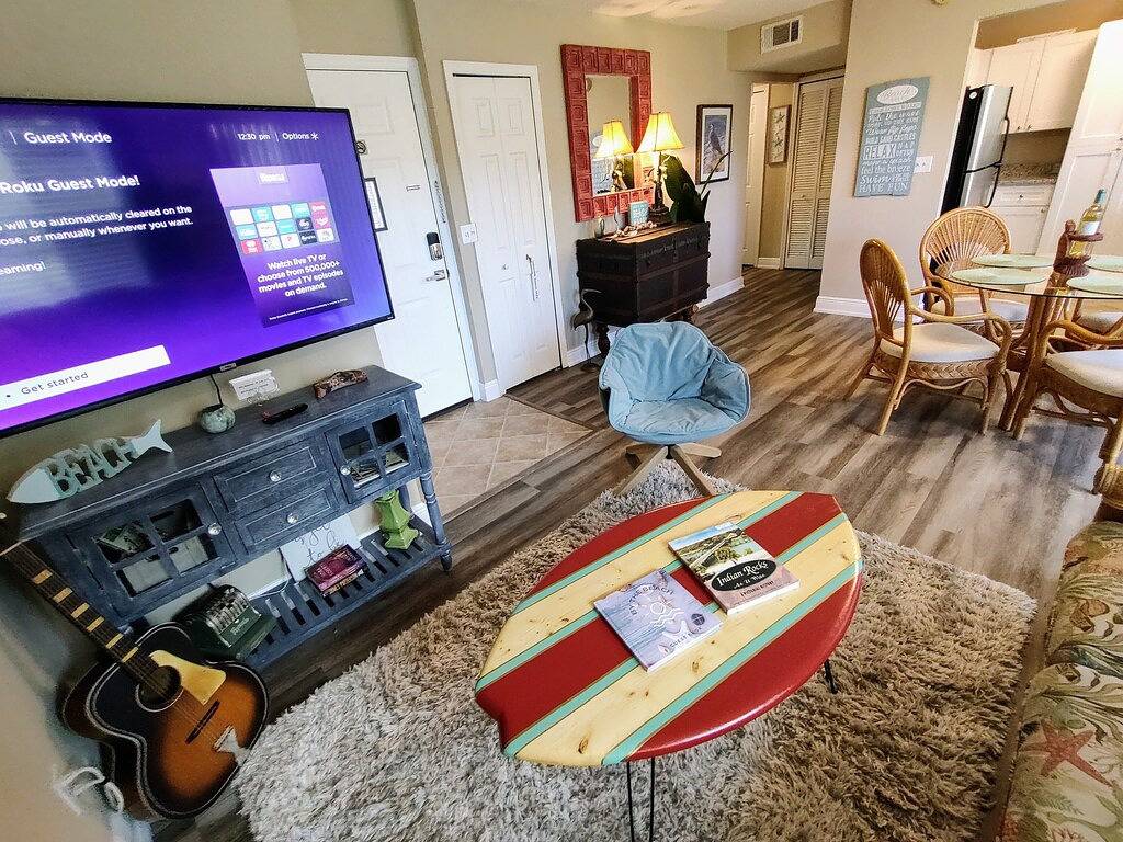 Ganze Wohnung, \"Casita Playa\" Our Super-Cute 1/1 Beach Getaway! 6 min from Irb! in Largo, Pinellas County