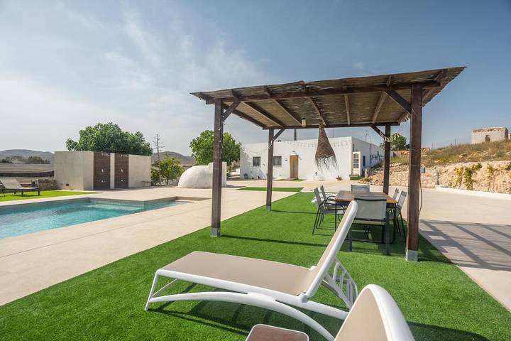 Casa rural para 8 personas, con vistas además de jardín y piscina en Níjar - 4