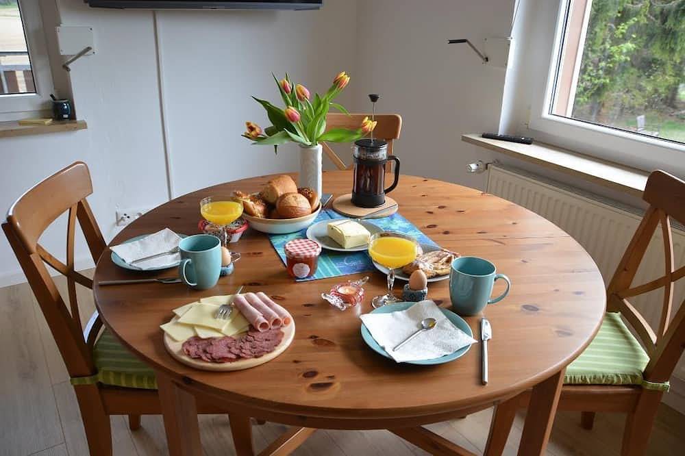 Ganze Wohnung, Ferienwohnung mit wunderschönen Blick in den Garten in Bad Steben, Landkreis Hof