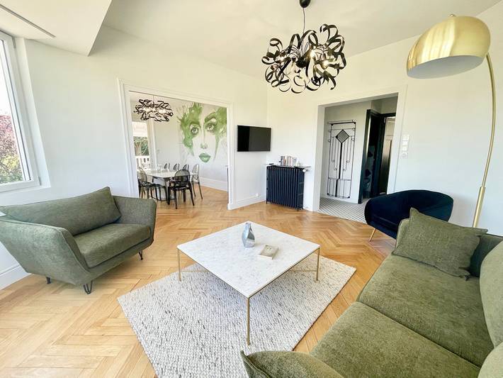 Villa pour 12 personnes, avec jacuzzi ainsi que balcon et jardin en France - 2