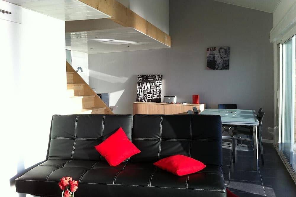 Appartement entier, Vue imprenable sur mer maison avec terrasse au calme in Meschers-sur-Gironde, Région de Rochefort